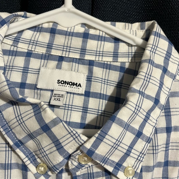 Long sleeve button up collared shirt - Picture 2 of 5